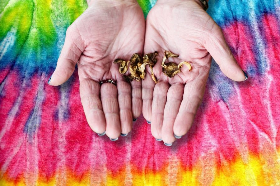 How To Make Microdosing Capsules at Home
